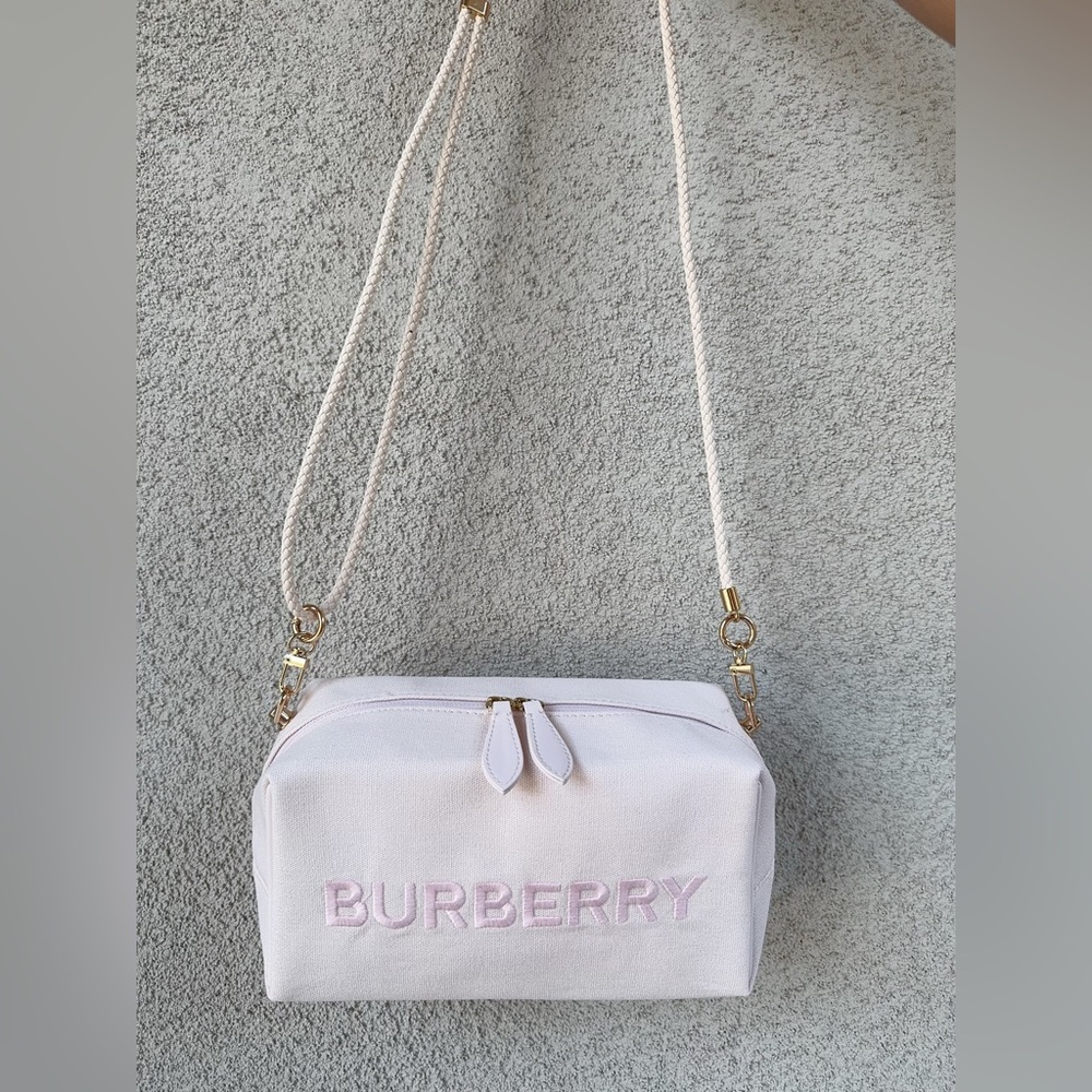 Burberry Beauty Logo Cosmetic Pouch w/ Adjustable Shoulder Stripe – Reworked Bag